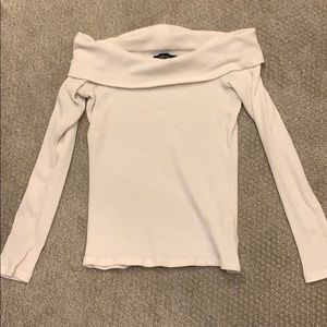 Soft Abercrombie & Fitch off the shoulder sweater